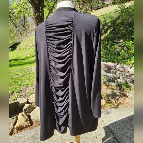 Black Open Front Cardigan With Rouched Back - Picture 4 of 5